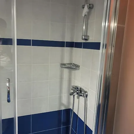 Lefktro 11 * Stoúpa